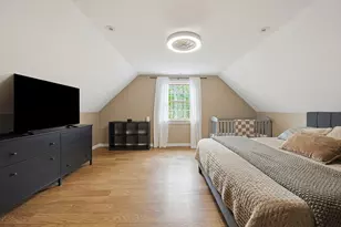 1187 S Precinct St, Taunton, MA 02718 - Photo 17