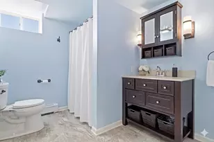 9 Chester Ave, Woburn, MA 01801 - Photo 17