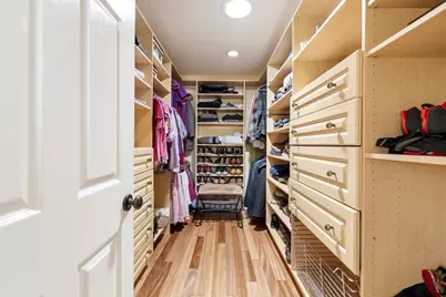 9 Chester Ave, Woburn, MA 01801 - Photo 11