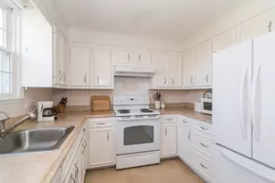 21 Westerly St, Wellesley, MA 02482 - Photo 9