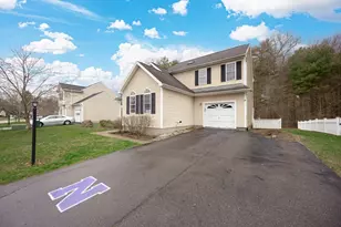 8 Goldenwood Dr, Norton, MA 02766 - Photo 3