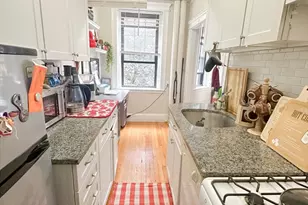 120 Riverway, Boston, MA 02215 - Photo 5