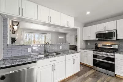 125 Rowe Street, New Bedford, MA 02740 - Photo 1