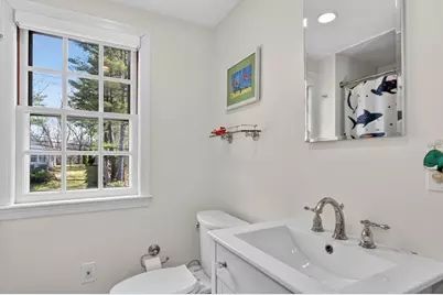 92 Woodlawn Ave, Wellesley, MA 02481 - Photo 23