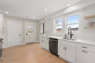 47 Bartlett Ave, Belmont, MA 02478 - Photo 11