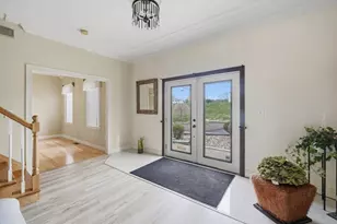 239 Fuller Rd, Chicopee, MA 01020 - Photo 5