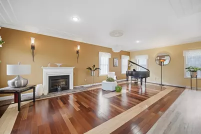 239 Fuller Road, Chicopee, MA 01020 - Photo 3