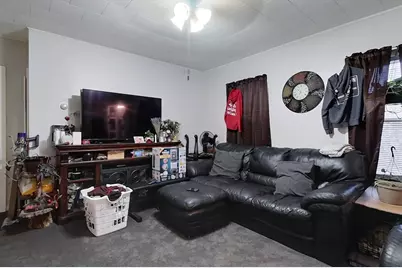 6 Kendall St, Methuen, MA 01844 - Photo 27