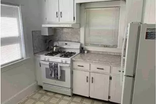 28 Beaconsfield Rd, Brookline, MA 02445 - Photo 9