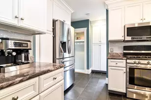 25 Duffet Rd, Framingham, MA 01702 - Photo 11