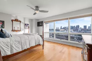 11 Constellation Wharf, Boston, MA 02129 - Photo 17