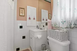 11 Pearl St, Quincy, MA 02169 - Photo 13