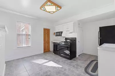 11 Pearl St, Quincy, MA 02169 - Photo 3