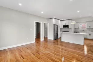 5 Gayland St, Boston, MA 02125 - Photo 9