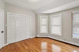 5 Gayland St, Boston, MA 02125 - Photo 13