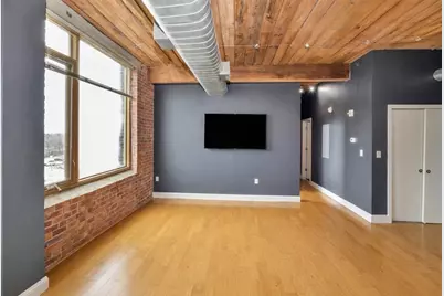 146 Court St #604, Brockton, MA 02302 - Photo 3