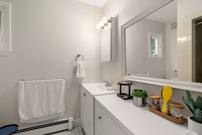 54-56 Noble St, Newton, MA 02465 - Photo 17