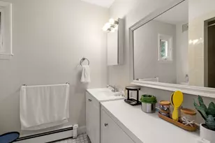 54-56 Noble St, Newton, MA 02465 - Photo 17