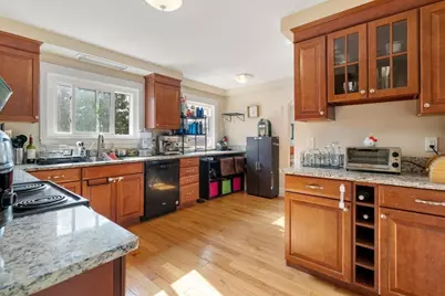 54-56 Noble St, Newton, MA 02465 - Photo 19