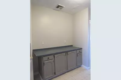 98 Brookline St #3, Worcester, MA 01603 - Photo 11