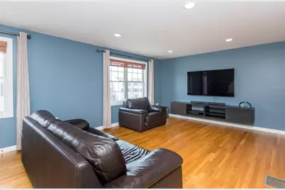 985 Trapelo Road #23, Waltham, MA 02452 - Photo 11