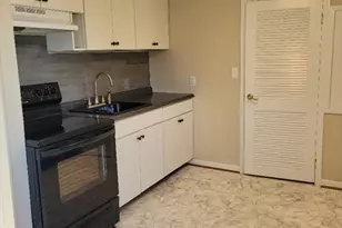 114 Gorham, Chelmsford, MA 01824 - Photo 3