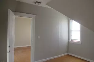 98 Brookline St, Worcester, MA 01603 - Photo 9