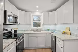 29 Broad St, Plainville, MA 02762 - Photo 23