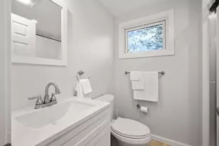 29 Broad St, Plainville, MA 02762 - Photo 27