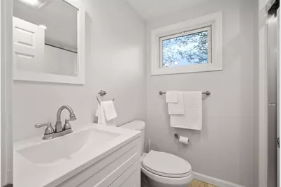 29 Broad Street, Plainville, MA 02762 - Photo 27
