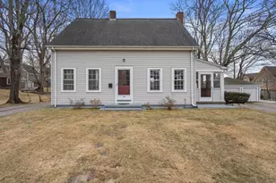 29 Broad St, Plainville, MA 02762 - Photo 3