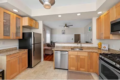 18 School Lane #1, Watertown, MA 02472 - Photo 5