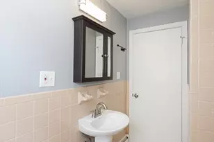 63 Johnson St, Pawtucket, RI 02860 - Photo 17