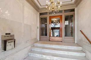 131 Park Dr, Boston, MA 02215 - Photo 3