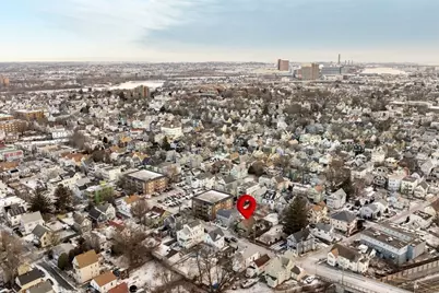 289 Lowell St, Somerville, MA 02145 - Photo 37