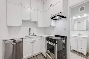 922 Beacon St, Boston, MA 02215 - Photo 7