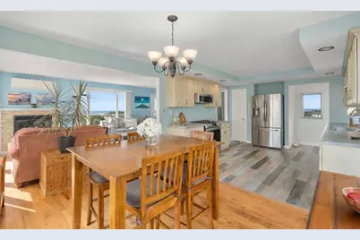 8 W Silver Shell Ave, Mattapoisett, MA 02739 - Photo 9