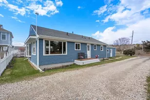 8 W Silver Shell Ave, Mattapoisett, MA 02739 - Photo 29