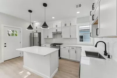 47 Brackett #3, Boston, MA 02135 - Photo 3