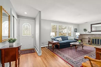 23 Hillcrest Road, Medfield, MA 02052 - Photo 3