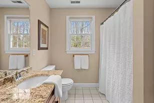 43 Thomas Newton Dr, Westborough, MA 01581 - Photo 29