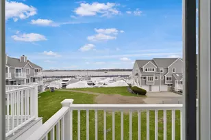 700 Shore Dr, Fall River, MA 02721 - Photo 15