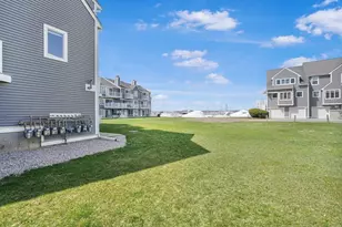 700 Shore Dr, Fall River, MA 02721 - Photo 27