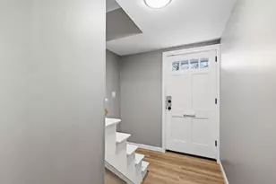 38 Turner St, New Bedford, MA 02740 - Photo 11