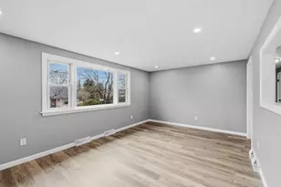 38 Turner St, New Bedford, MA 02740 - Photo 21