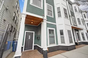 256 Bremen St, Boston, MA 02128 - Photo 21