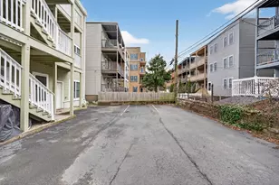 256 Bremen St, Boston, MA 02128 - Photo 15