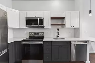 256 Bremen St, Boston, MA 02128 - Photo 7