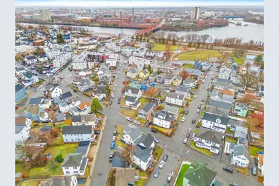 103 Dalton St, Lowell, MA 01850 - Photo 31