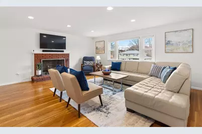 43 Lanewood Ave, Framingham, MA 01701 - Photo 9